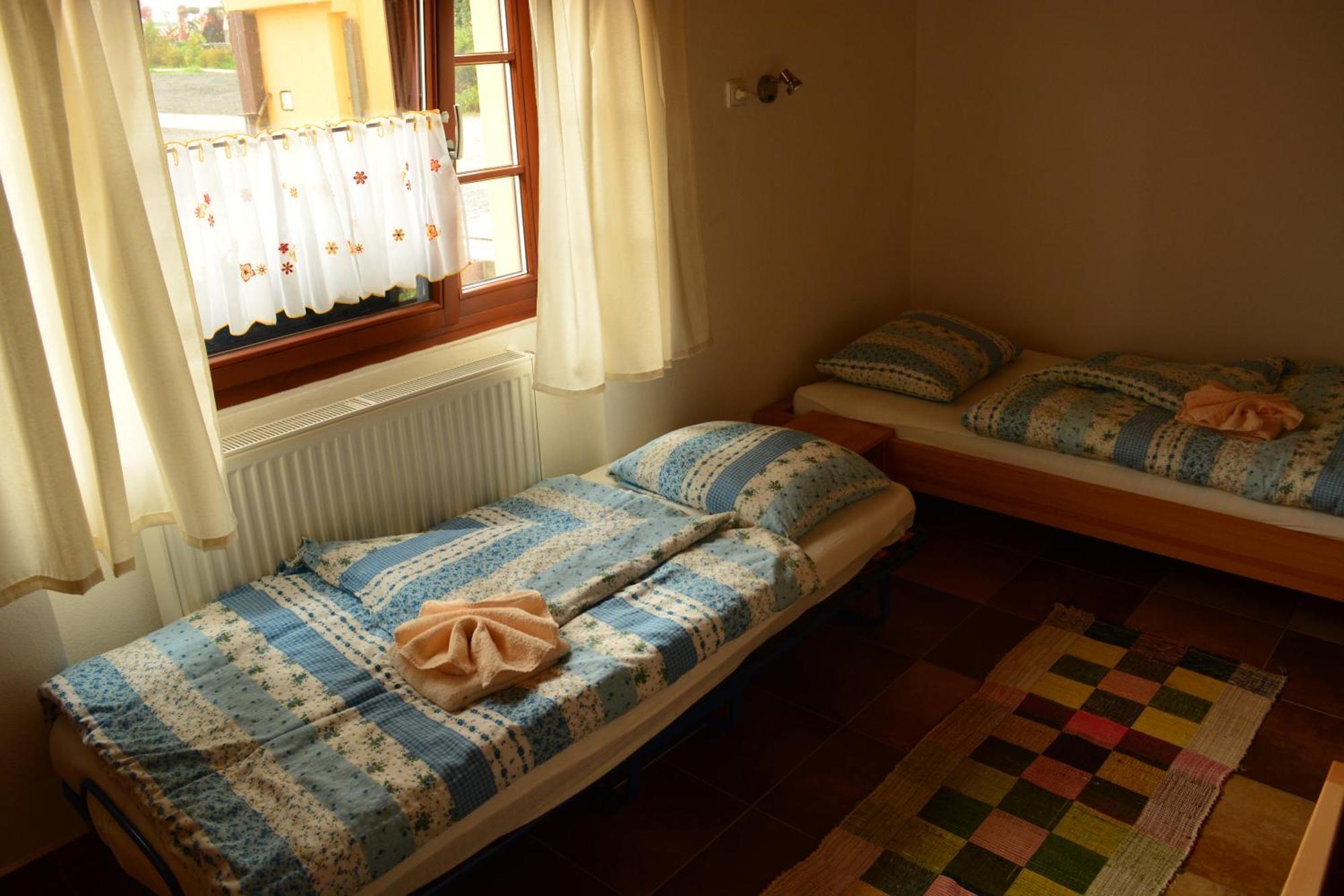 Penzion Farma Dvorec Radnice Habitación foto