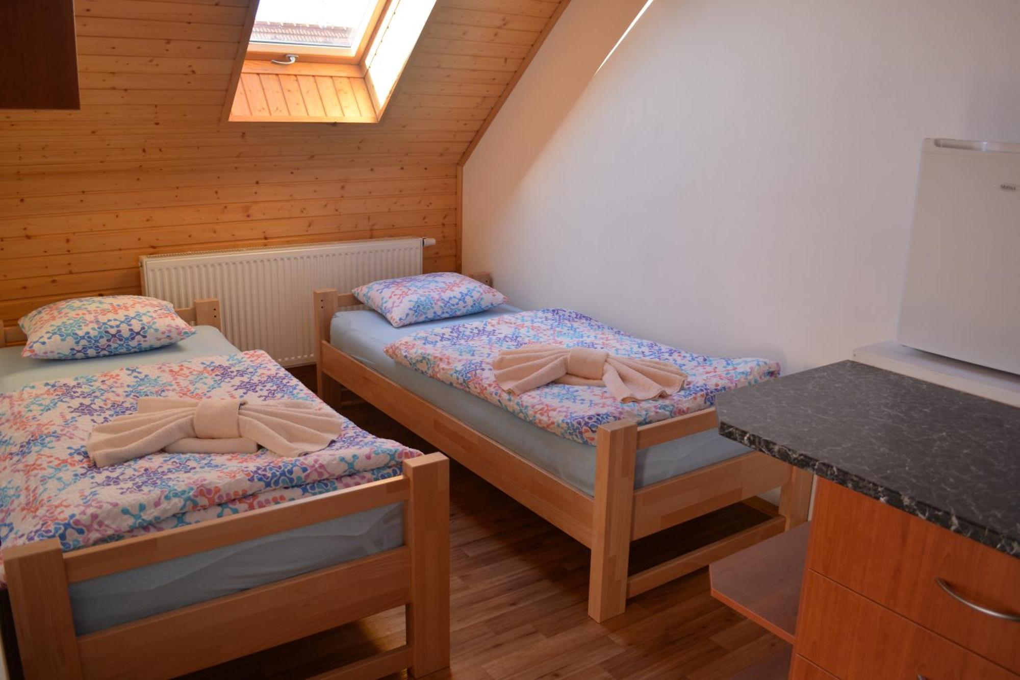 Penzion Farma Dvorec Radnice Habitación foto
