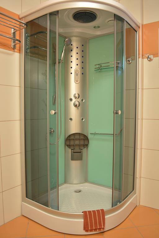 Penzion Farma Dvorec Radnice Habitación foto